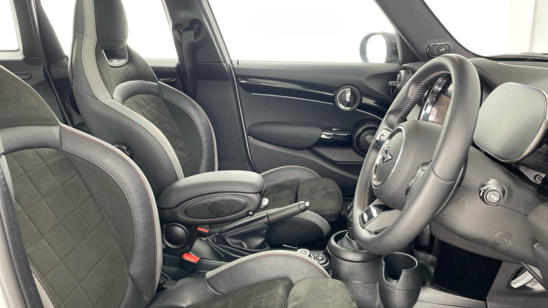 MINI Hatchback 2.0 Cooper S Sport 3dr Auto Petrol Hatchback